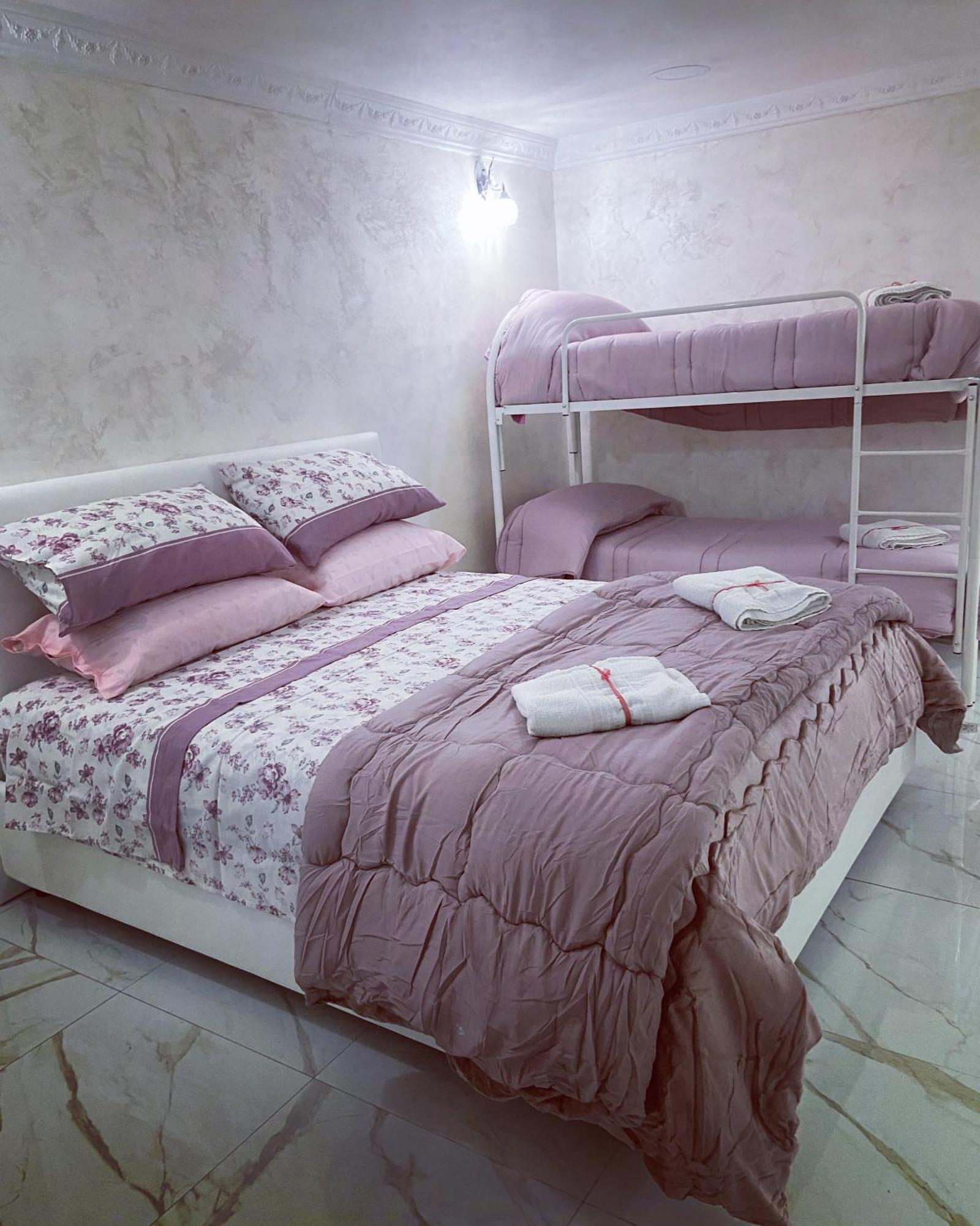 Blessing House Apartment เนเปิลส์ ภายนอก รูปภาพ