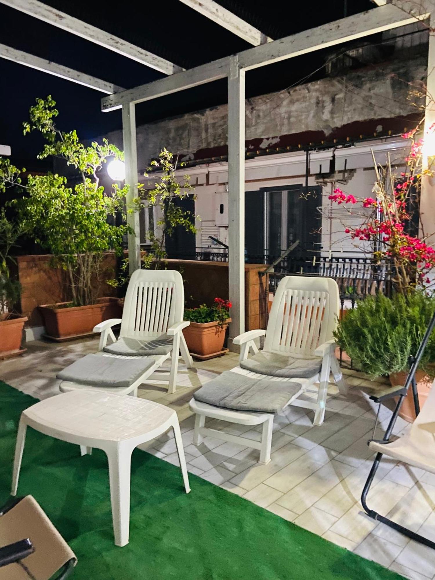 Blessing House Apartment เนเปิลส์ ภายนอก รูปภาพ
