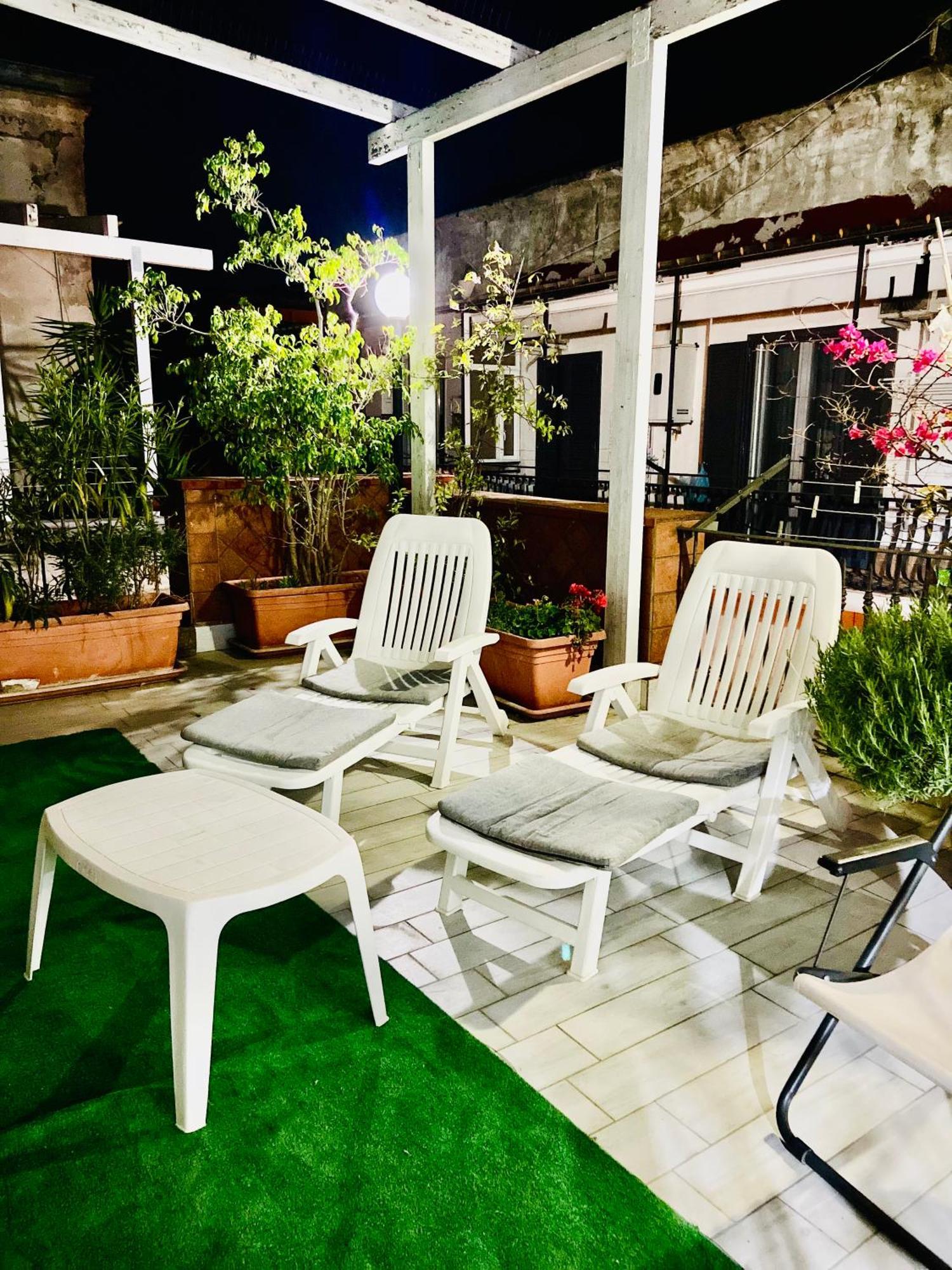 Blessing House Apartment เนเปิลส์ ภายนอก รูปภาพ
